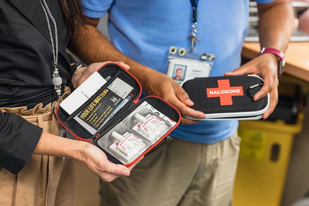 close up of open Naloxone kit