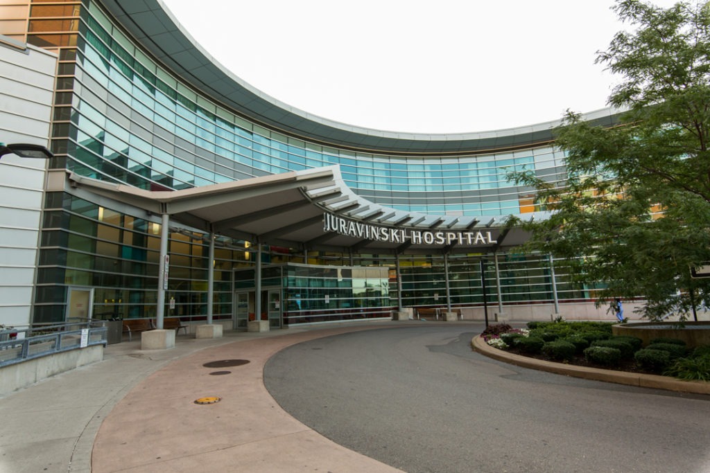 Juravinski Hospital and Cancer Centre exterior